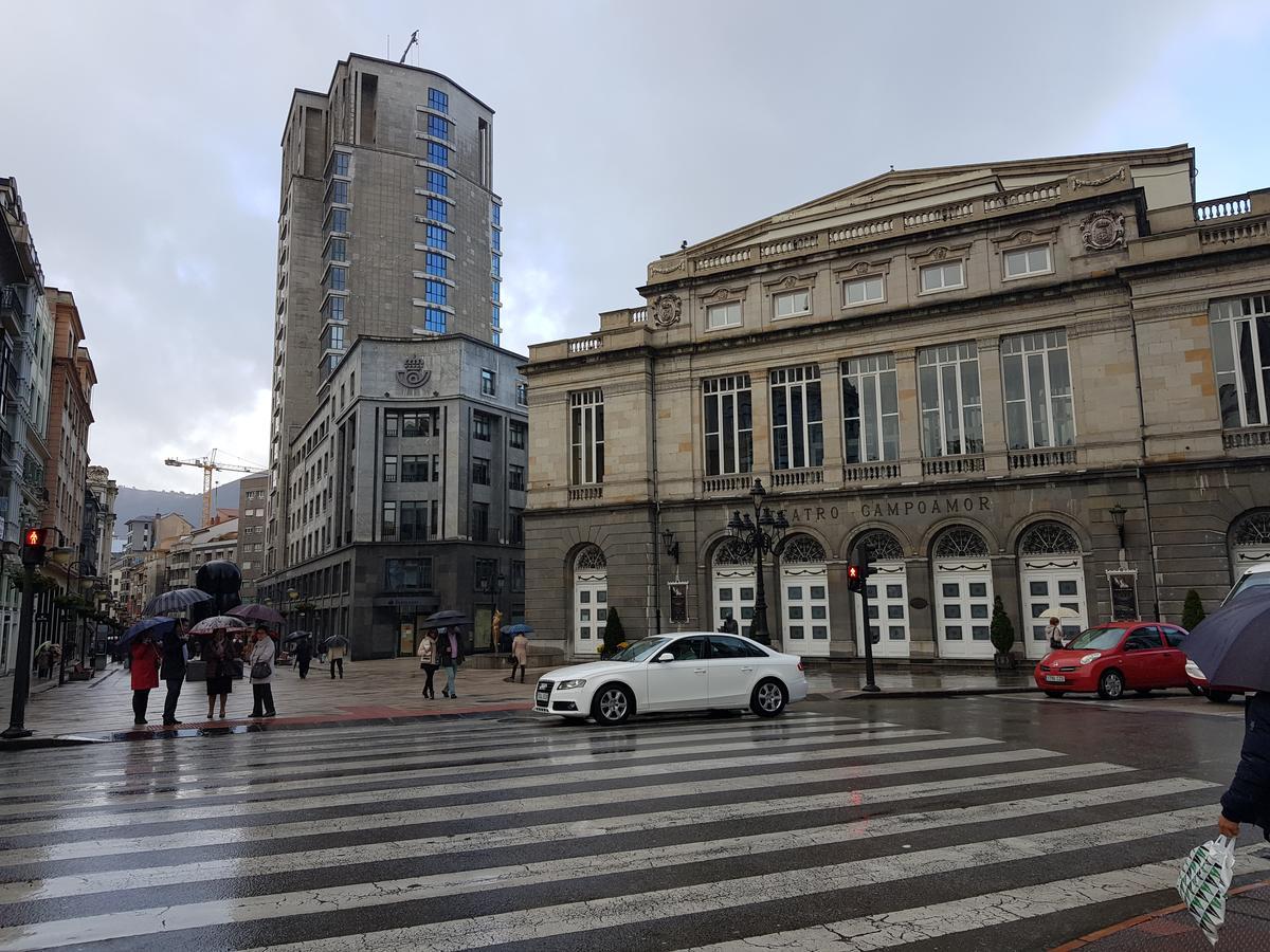 Hostal Foncalada Oviedo Ngoại thất bức ảnh